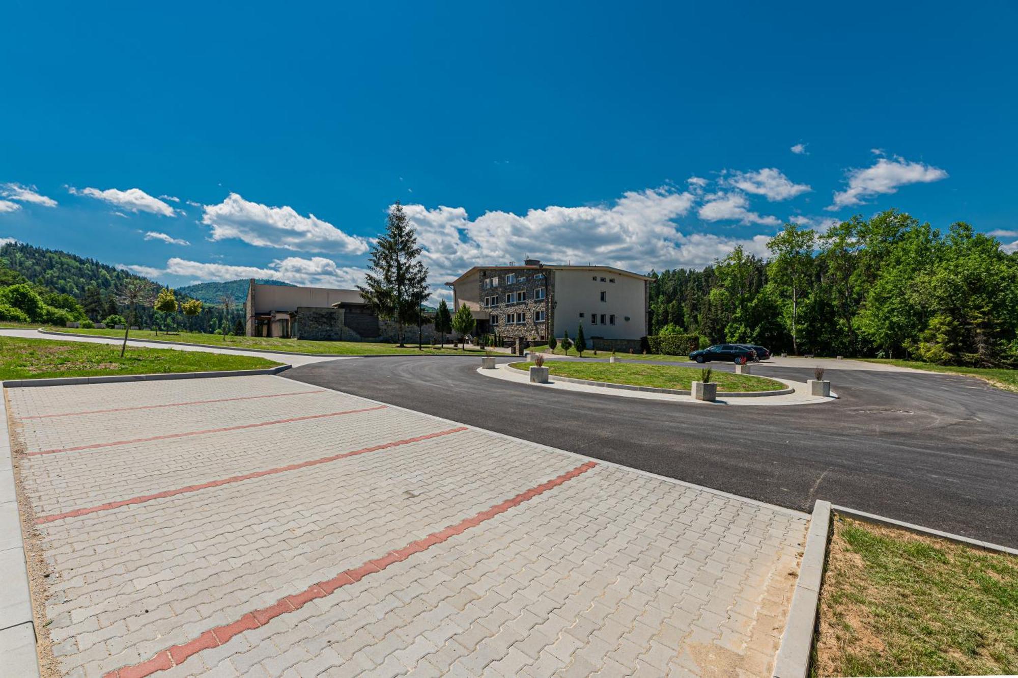 Grand Hotel Rooms Spišské Tomášovce Exterior foto